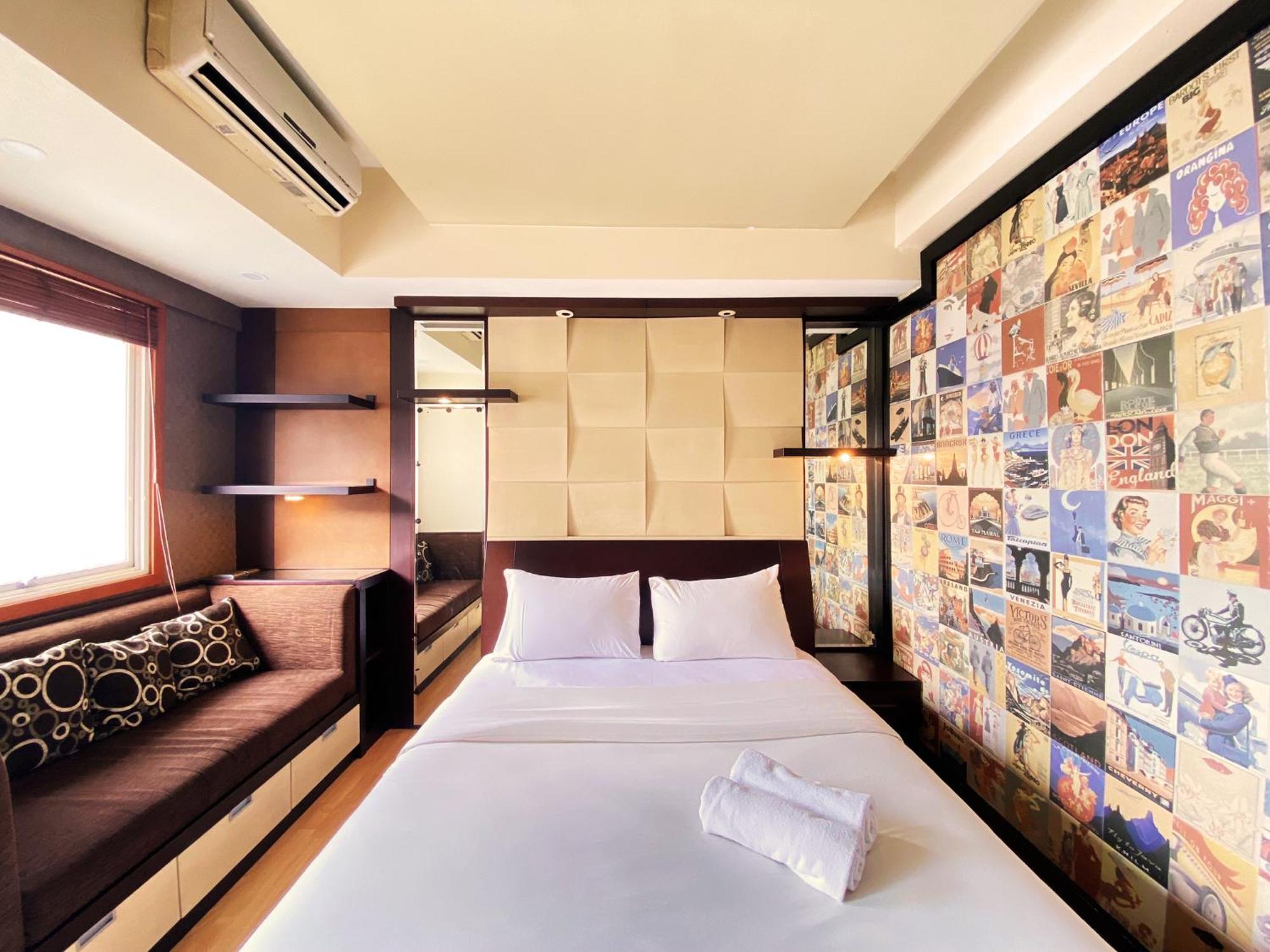 Warm And Comfort At Braga Walk By Travelio * Bandung